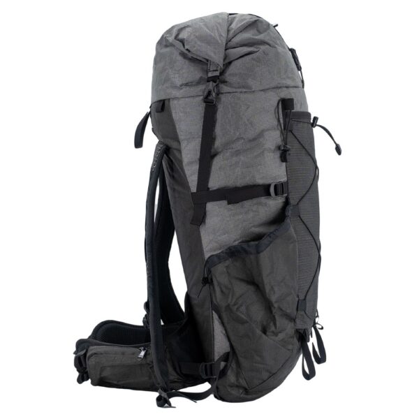 2024 Ultra CDT: Right Side View