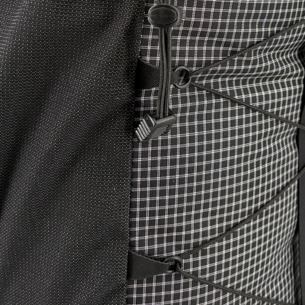 Ultra Grid Ohm: Side Compression Strap Detail