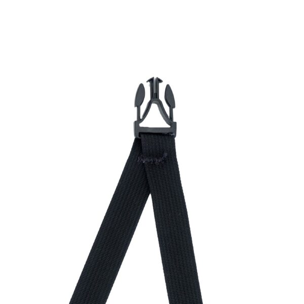 A black buckle Y-strap