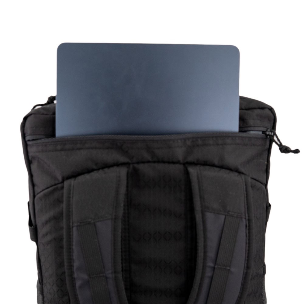 Patchless 36L Dragonfly in Black Diamond Robic Laptop Compartment Fits 17" Laptop