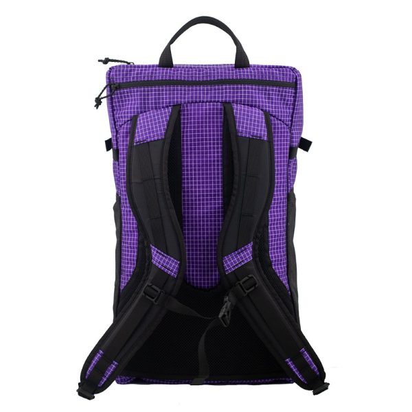 A back view of the 30L Robic Dragonfly showing shoulder straps