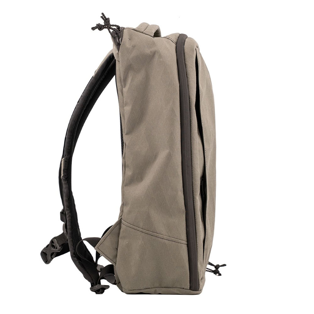 X50 Cicadia Everyday carry pack right side view