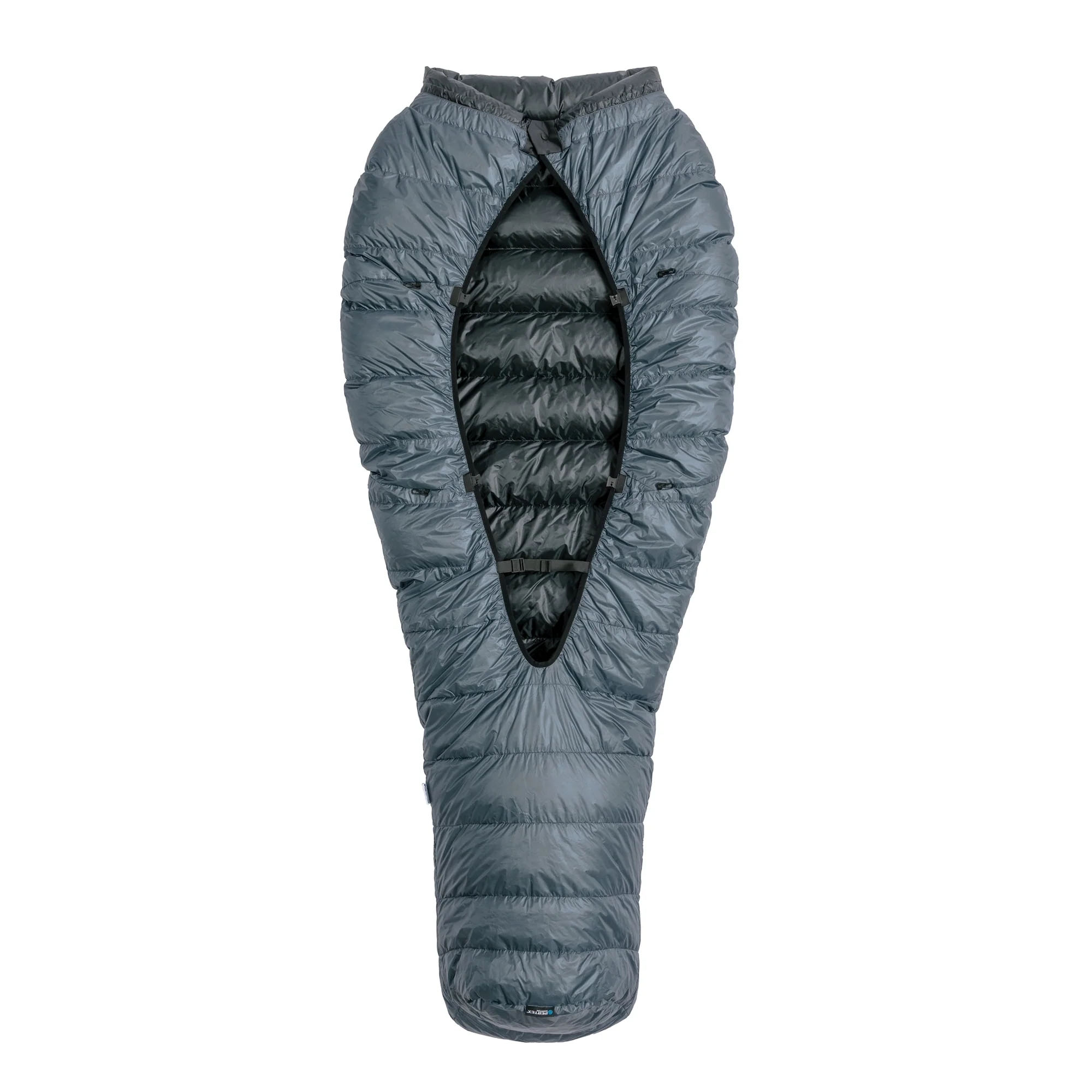 A sleeping quilt with sewn footbox<br />
